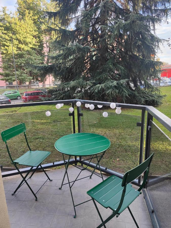 דירות Elegante Bilocale A Milano Con Balcone מראה חיצוני תמונה
